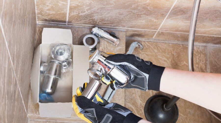 Expert Emergency Roof Repairs services in Media, IL